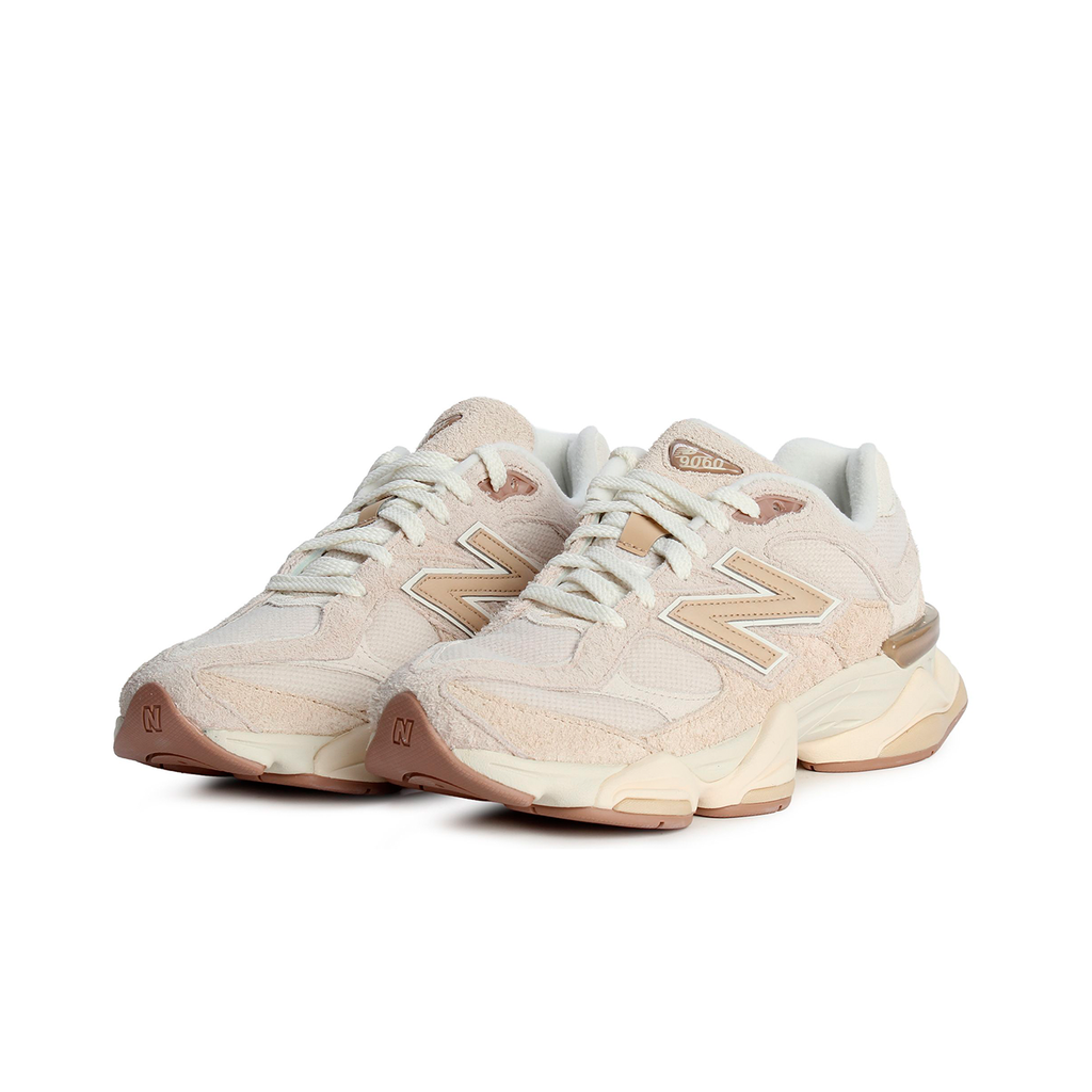 New Balance 9060 | Bisque Sea Salt