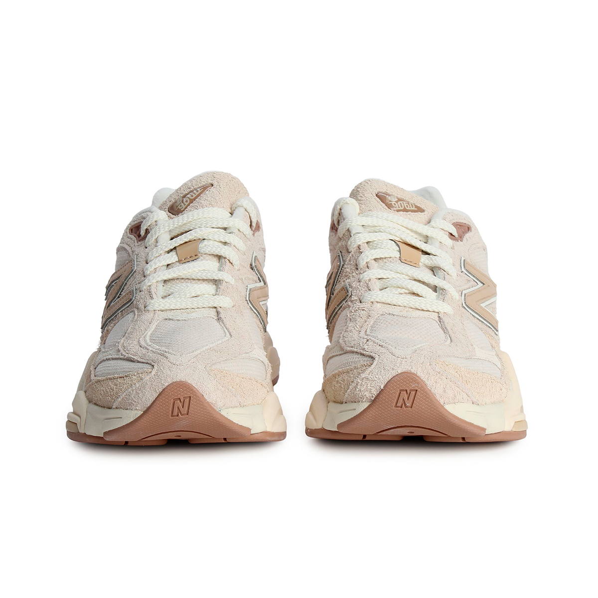 New Balance 9060 | Bisque Sea Salt