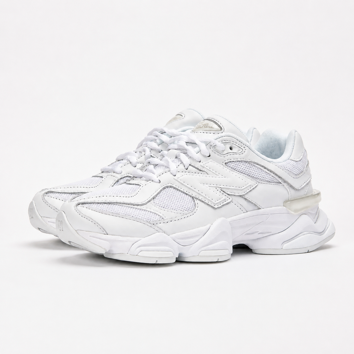 New Balance 9060 | Triple White