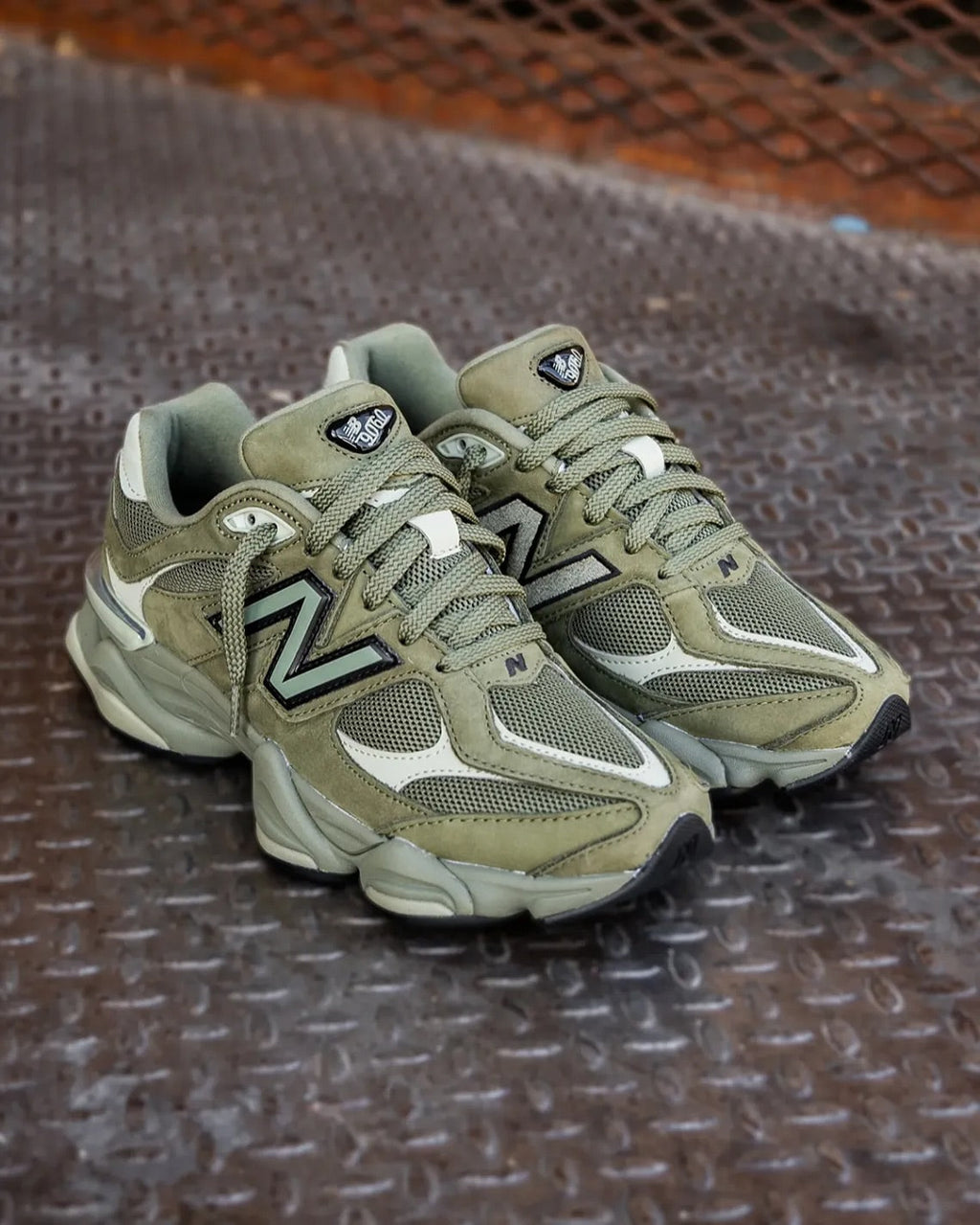 New Balance 9060 | Dark Olivine