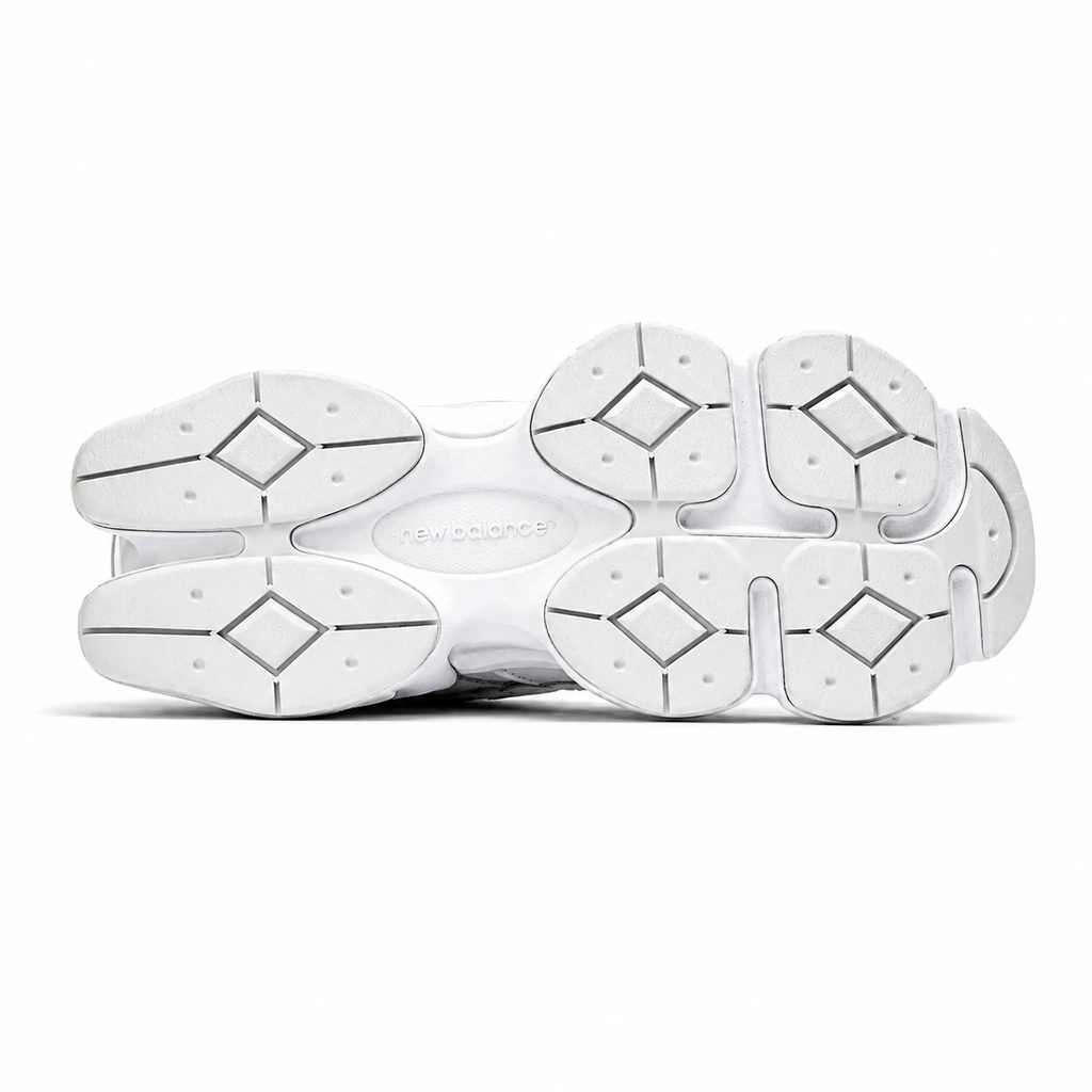 New Balance 9060 | Triple White