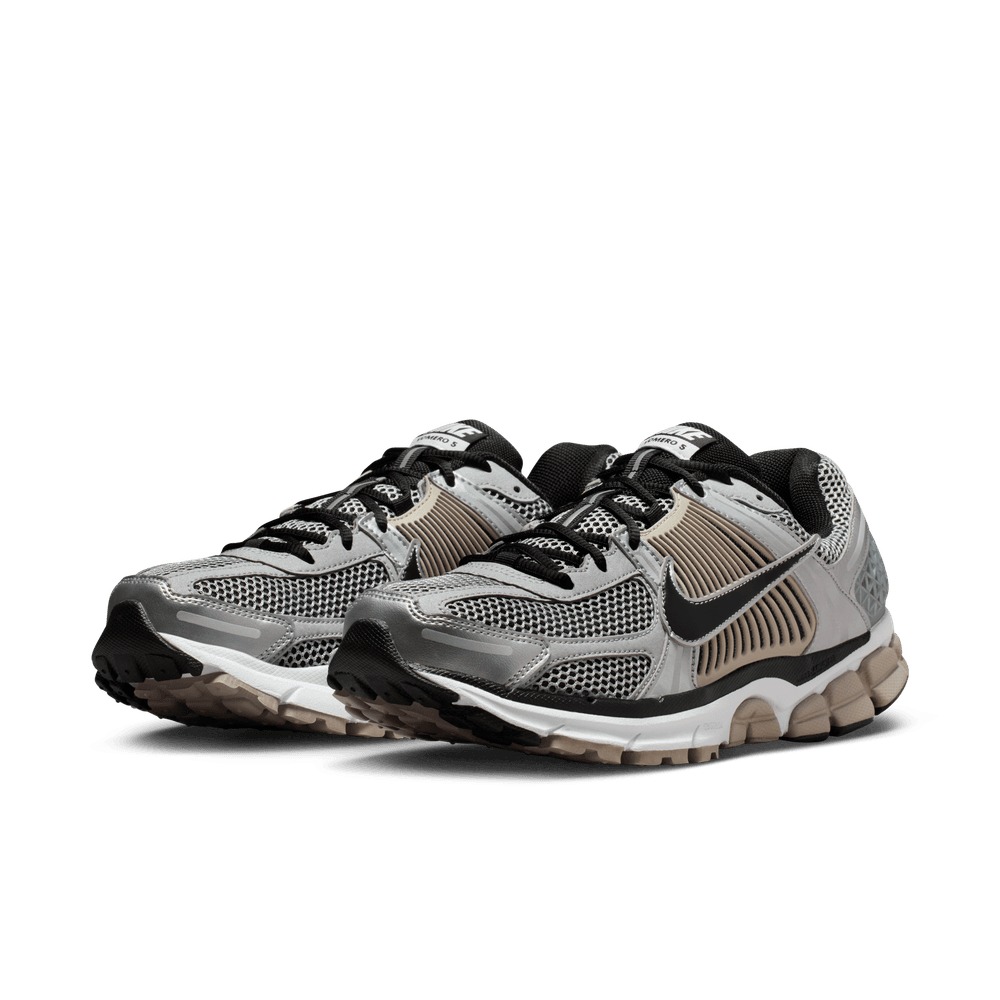 Nike Zoom Vomero 5 | Metallic Silver