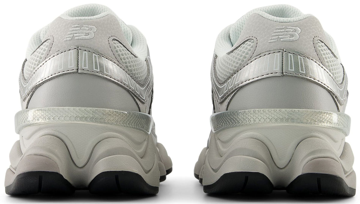 New Balance 9060 | Raincloud Truffle Salt