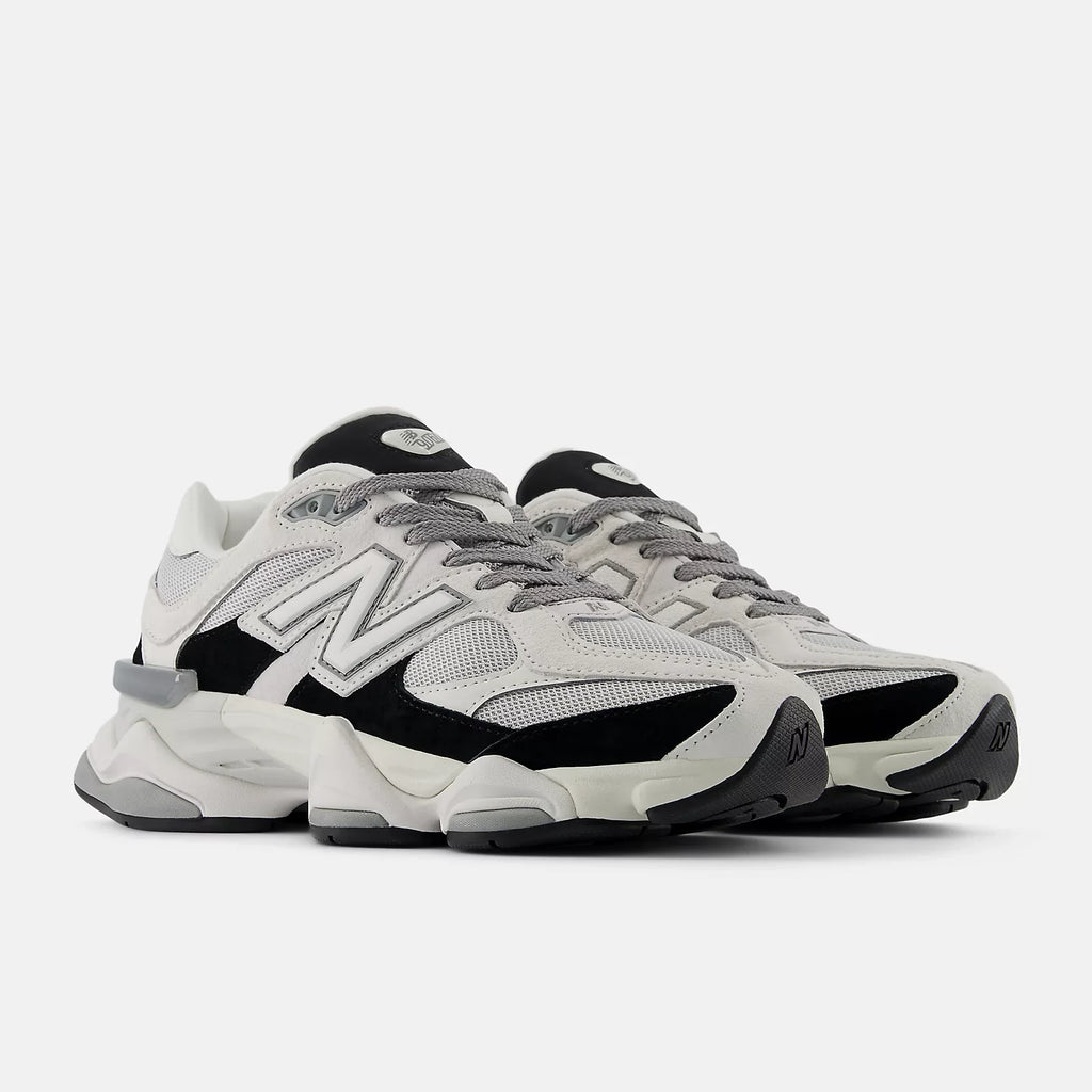 New Balance 9060 | Reflection Black Oreo